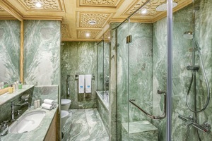 Royal Suite